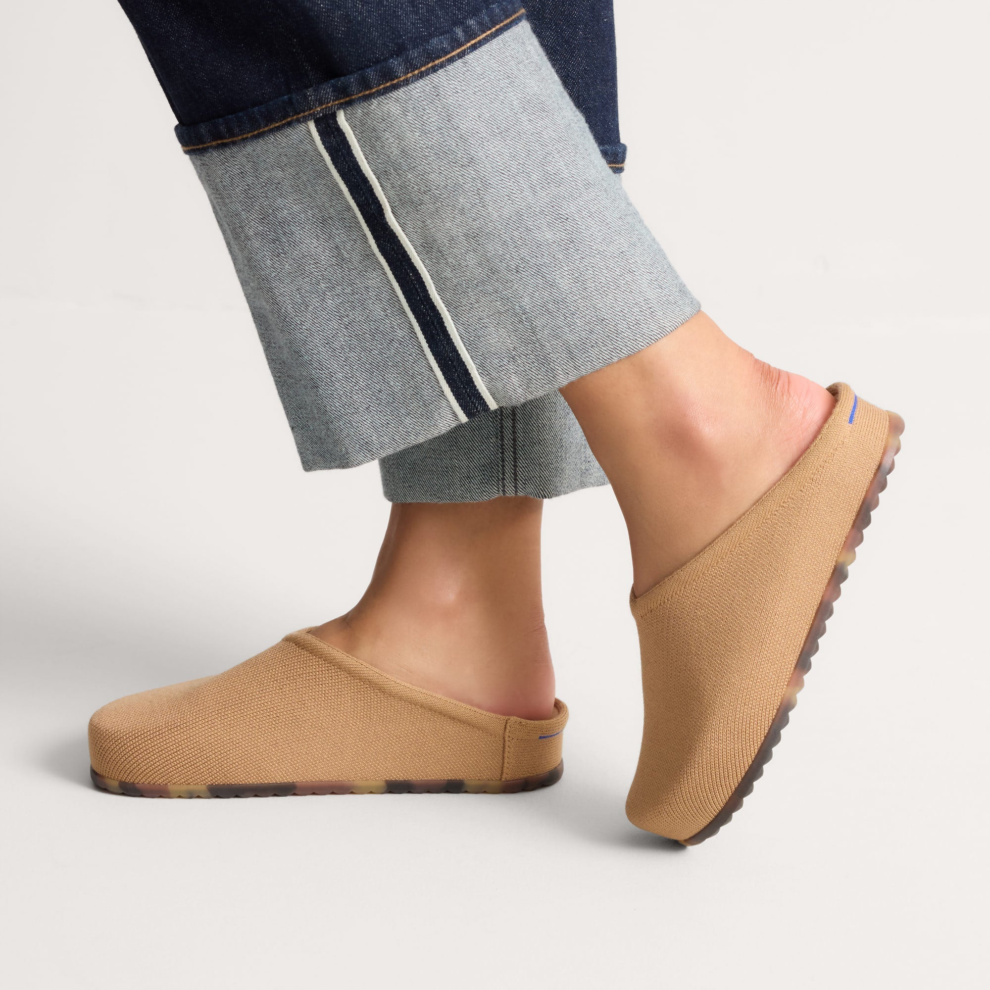 Zueco Casual Signature - Butternut