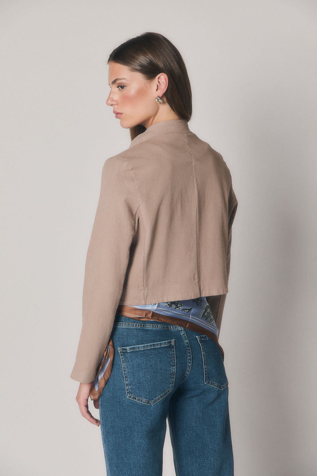 Chaqueta Cruzada Beige con Botón | Entretiempo
